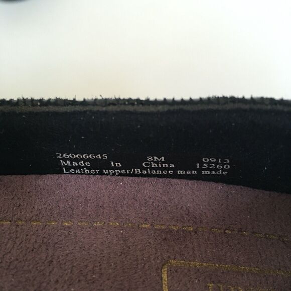 Clarks Artisan Caswell Genoa Loafers Size 8 Snake Embossed Leather Black/Gold - Picture 8 of 10